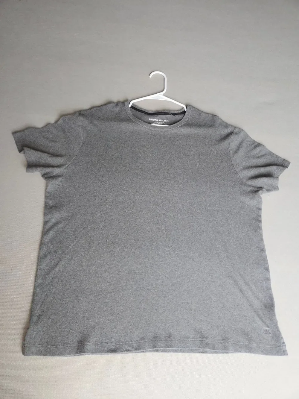 Banana Republic Luxe Touch Performance Gray T-Shirt Men's Size XXL Soft Cotton